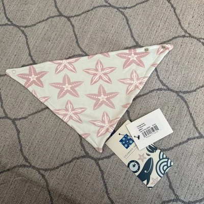 Kickee Bandana 围兜,均码,新鲜空气花式海星印花,全新带标签 — 第 1/3 张图片