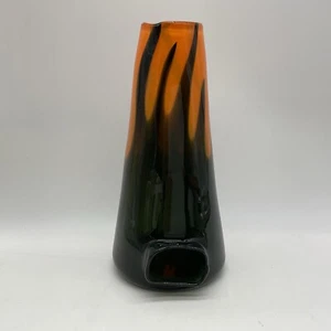 Splendido vaso in vetro artistico.. Splendido arancione e nero, 10 pollici di altezza - Foto 1 di 6