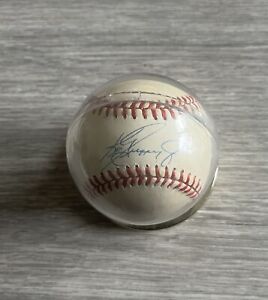 Ken Griffey Jr Signed MLB Baseball Seattle Mariners Auto Autograph