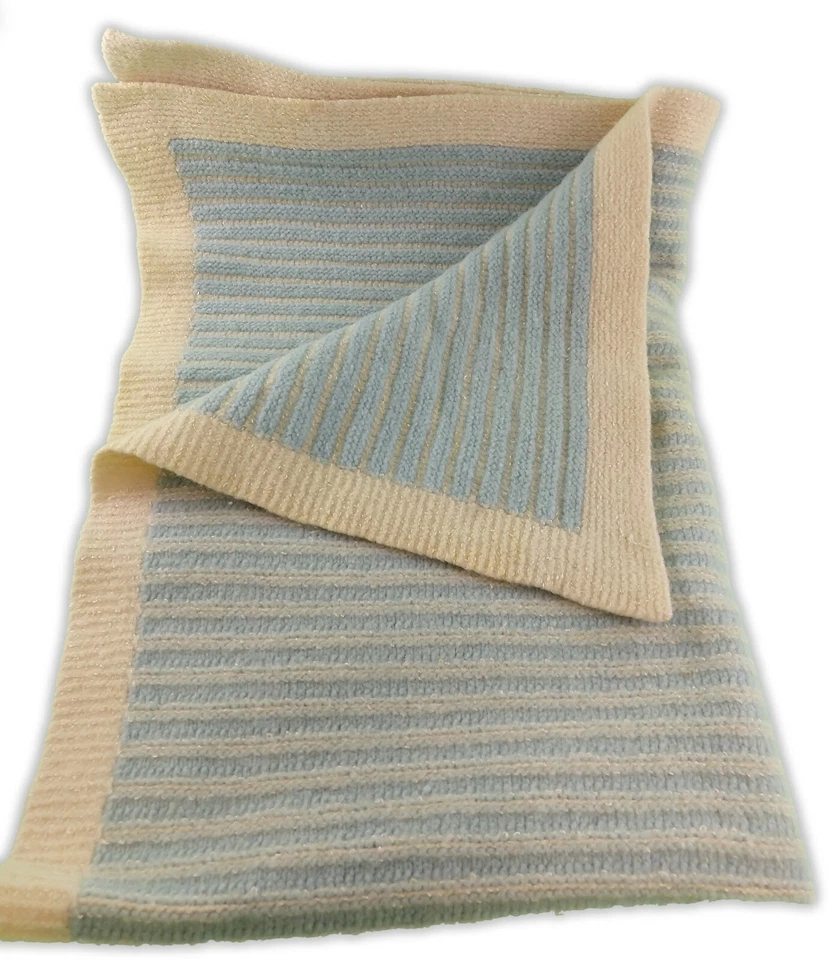 СИНЕЕ ВЯЗАНОЕ ДЕТСКОЕ ОДЕЯЛО В ПОЛОСКУ ЦВЕТА СЛОНОВОЙ КОСТИ B-71 - Изображение 1 из 1