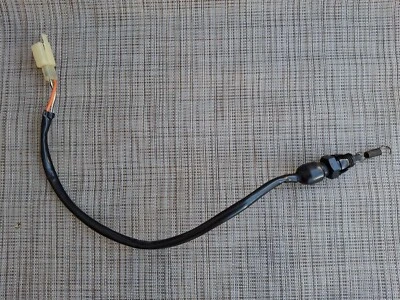 97-04 Suzuki VZ800 Marauder. Interruptor de luz de freno trasero usado de fábrica, probado. Foto 1 de 3