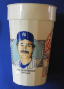 1987 Collectors Series Yankees Don Mattingly 16oz Cup - Picture 1 of 5