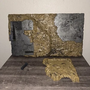Mega Halo Battlescape Playset Armory Battle Terrain 96837 - Picture 1 of 3