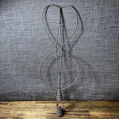Antique Braided Wire Rug Beater Rustic Primitive 17.5”x 6.5” - Image 1 of 4