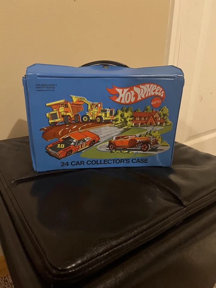 ¡Funda de 12 coches Hot Wheel vintage 1980 12 ranuras llena de coches antiguos!  Foto 1 de 4