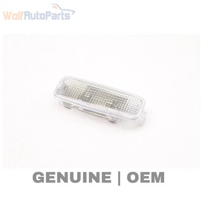 2005-2017 AUDI A6 — солнцезащитный козырек для туалетного столика, верхняя фара 4E0947105A - Изображение 1 из 3