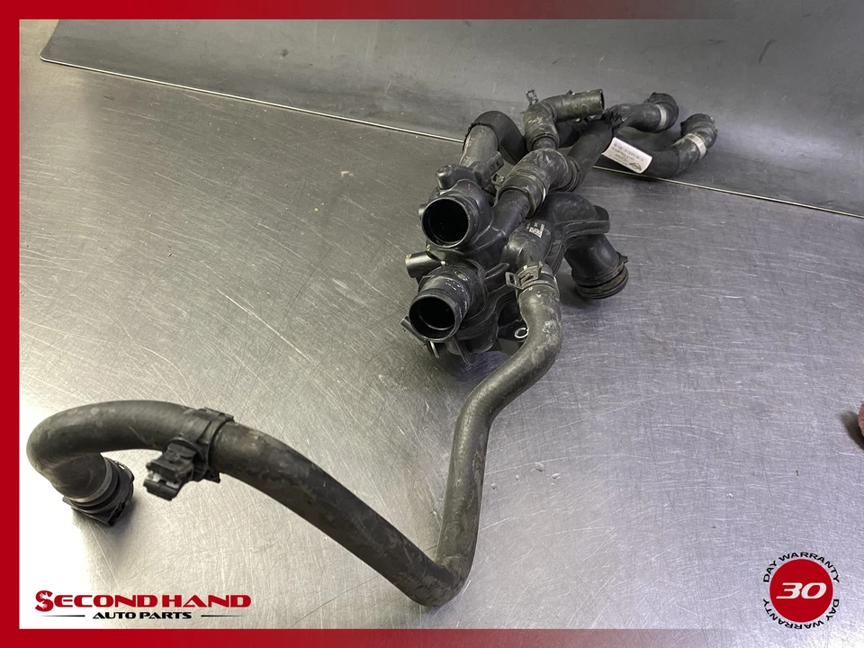 Carcasa termostato refrigerante motor techo rígido Mini Cooper R56 07-13 8674895 01 OEM Foto 1 de 4