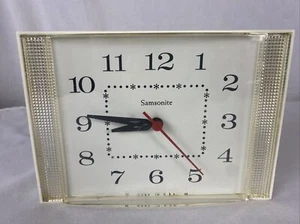 Samsonite Model 1060 Analog Clock Vintage - Picture 1 of 9