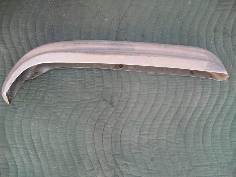 Mercedes Benz 300SE  Upper Bumper Rail - Image 1 of 1
