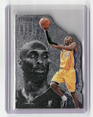 2013/14 PANINI INTRIGUE KOBE BRYANT PARALLEL DIE CUT #155 - Image 1 of 2