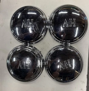 Austin Healey Sprite Hub Caps -C2 - Picture 1 of 7