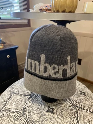 Boné gorro TIMBERLAND reversível preto/cinza logotipo NOVO OSFM - Imagem 1 de 3