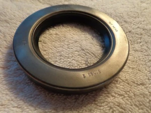 1947 48 49 50 51 52 53 54 55 + KAISER / FRAZER & DIVCO + Timing Cover Seal + NOS - Picture 1 of 1