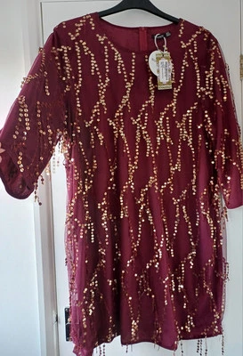 STUNNING BOOHOO 20 22 CLARET RED GOLD SEQUIN TASSLE SHIFT PARTY DRESS NEW CURVE  - Image 1 of 4