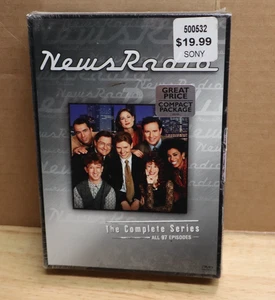 Newsradio: Die komplette Serie Nachrichtenradio (DVD, 12-Disc Box Set) 97 Episoden NEU - Bild 1 von 3