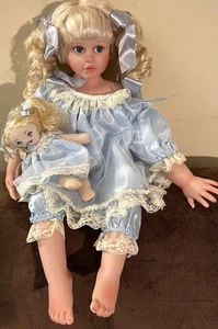 Paradise Gallery Vinyl Doll “Lauren” LE 440, 2004, 21in By Karen Alderson - Picture 1 of 19