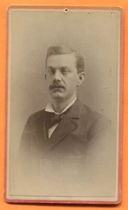 CDV Wabash, IN, Portrait of a Man, by Indiana College, circa 1880 Backstamp - Picture 1 of 3