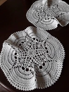 NAPPERON ANCIEN coton blanc crochet 28 cm@@OLD - Picture 1 of 3
