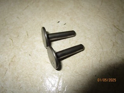 BRIGGS & STRATTON WATER PUMP 3.5HP VERTICAL TAPPETS - Image 1 of 4