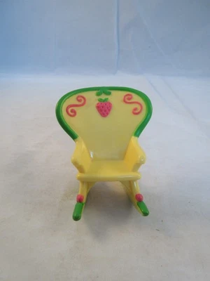 Mecedora de lectura de natillas Strawberry Shortcake mini PVC de lujo - solo silla Foto 1 de 3
