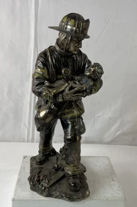 Unbekannte Statuette Feuerwehrmann rettet Kind 11 Zoll kostenloser Versand - Bild 1 von 8