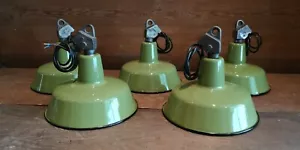 BAUHAUS ART DECO INDUSTRIE LAMPE FABRIK LEUCHTE Schirm EMAILLE LAMPE Ø 26cm Grün - Bild 1 von 6
