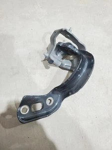 2009 2010 2011 2012 AUDI A4 AVANT B8 LEFT TRUNK HATCH HINGE OEM - Picture 1 of 3