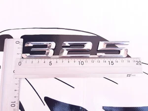 325 OriginalEMBLEMA Insignia Maletero BMW 325 1960225 - Bild 1 von 3