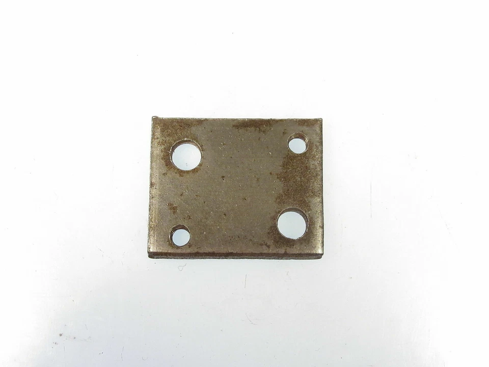 Placa roscada con bisagra de capó original de fábrica Triumph TR7 NOS ZKC19 Foto 1 de 1