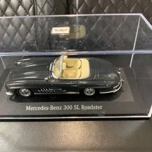 Mercedes-Benz 300SL Roadster 1/43 23240 - Picture 1 of 5