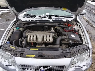 Air Cleaner 6 Cylinder Without Turbo Fits 99-04 VOLVO 80 SERIES 19843240 - Image 1 of 4