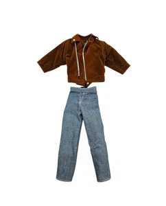 KEN DOLL KEN OUTFIT MARRÓN JACK & JEANS  - Imagen 1 de 4