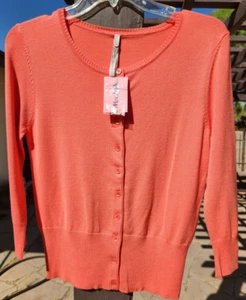 NWT! Leo & Nicole 3/4 Sleeve Button Front Cardigan Sweater Top Tangerine Small - Picture 1 of 4