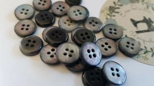Vintage/retro 4 hole button, new 12pcs, 11.9mm diam., colour: black, pearl shine - Picture 1 of 8