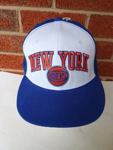 New York Knicks Snapback Ultra Game Hat OSFM Embroidered Logo White Blue NBA - Picture 1 of 7