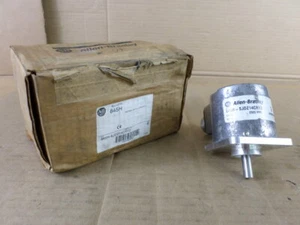 Allen-Bradley 845H-SJDZ14CRY2 Series B Optimal Incremental Encoder - Picture 1 of 6