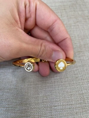 Brazalete Kate Spade New York blanco pala y cristal abierto con bisagras Foto 1 de 4
