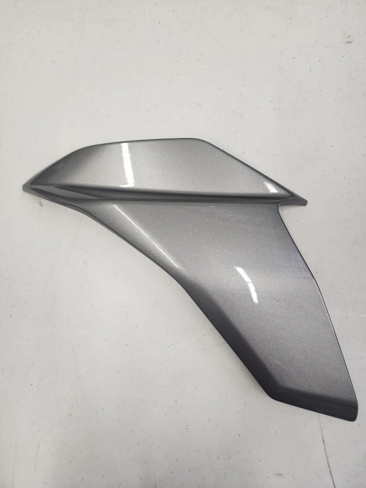 Aprillia Tuono 1100 21-24 Fairing Left Silver 2B008099 Foto 1 de 4