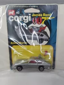 1979 CORGI #40 ASTON MARTIN DIE-CAST 1:64 IN PACKAGE JAMES BOND 007 - Picture 1 of 5