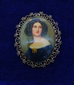 Beautiful Vintage Victorian Lady Portrait Duel Pendant Brooch Pin Gold Tone  - Picture 1 of 4
