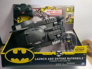 Spin Master Launch and Defend Batmobile with ejecting Batman    (CosBman1778) - Picture 1 of 9