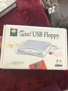 QBS Que Usb Floppy (COLLECTABLE). (MADE IN 2002). - Afbeelding 1 van 4