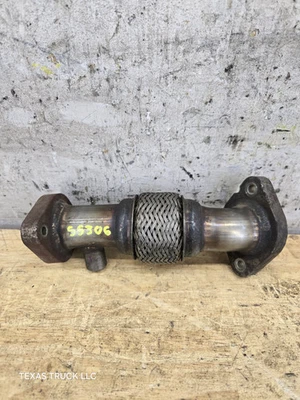 Tubo flexible de escape EGR 2011-2016 6,7 L BC3Q-9H449-CD Ford Super Duty  Foto 1 de 4