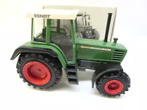 Curser Modell #792 Fendt Favorit 514 C Diecast tractor - Picture 1 of 7