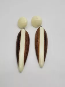 Vintage Retro Off White Wood Lucite Long Dangle Pierced Earrings - Picture 1 of 11