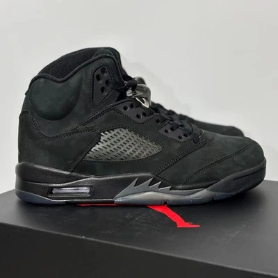Nike Air Jordan 5 Retro "Black Cat" Triple Negro Colorway Tenis Foto 1 de 4