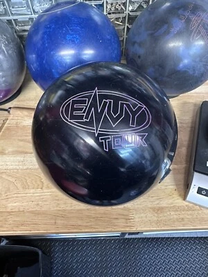 USED - Bowling Ball - 15lb Hammer "ENVY TOUR" - DRILLED WEIGHT 14lb 13oz - Image 1 of 4