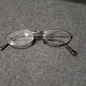 Vintage Amor UA 554 Brass Oval Eyeglass Frames NOS - Picture 1 of 4