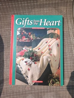 House of White Birches: GIFTS FROM THE HEART Crochet Book - Hardcover 50+ Design - Image 1 of 4