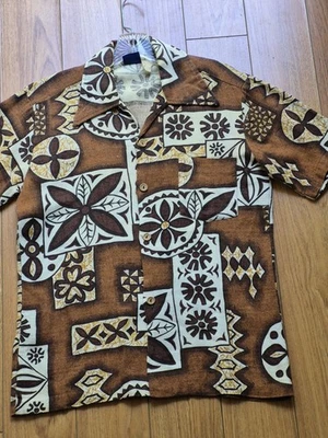 Pantalones de mezclilla vintage Sears articulados marrón corteza hawaianos abotonados para hombre manga corta Foto 1 de 4